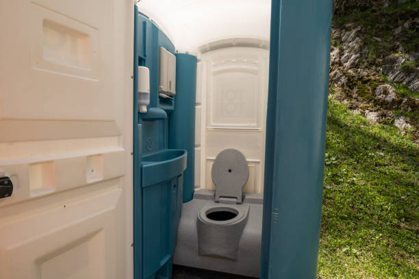 Best Portable toilet rental cost  in Mescal, AZ